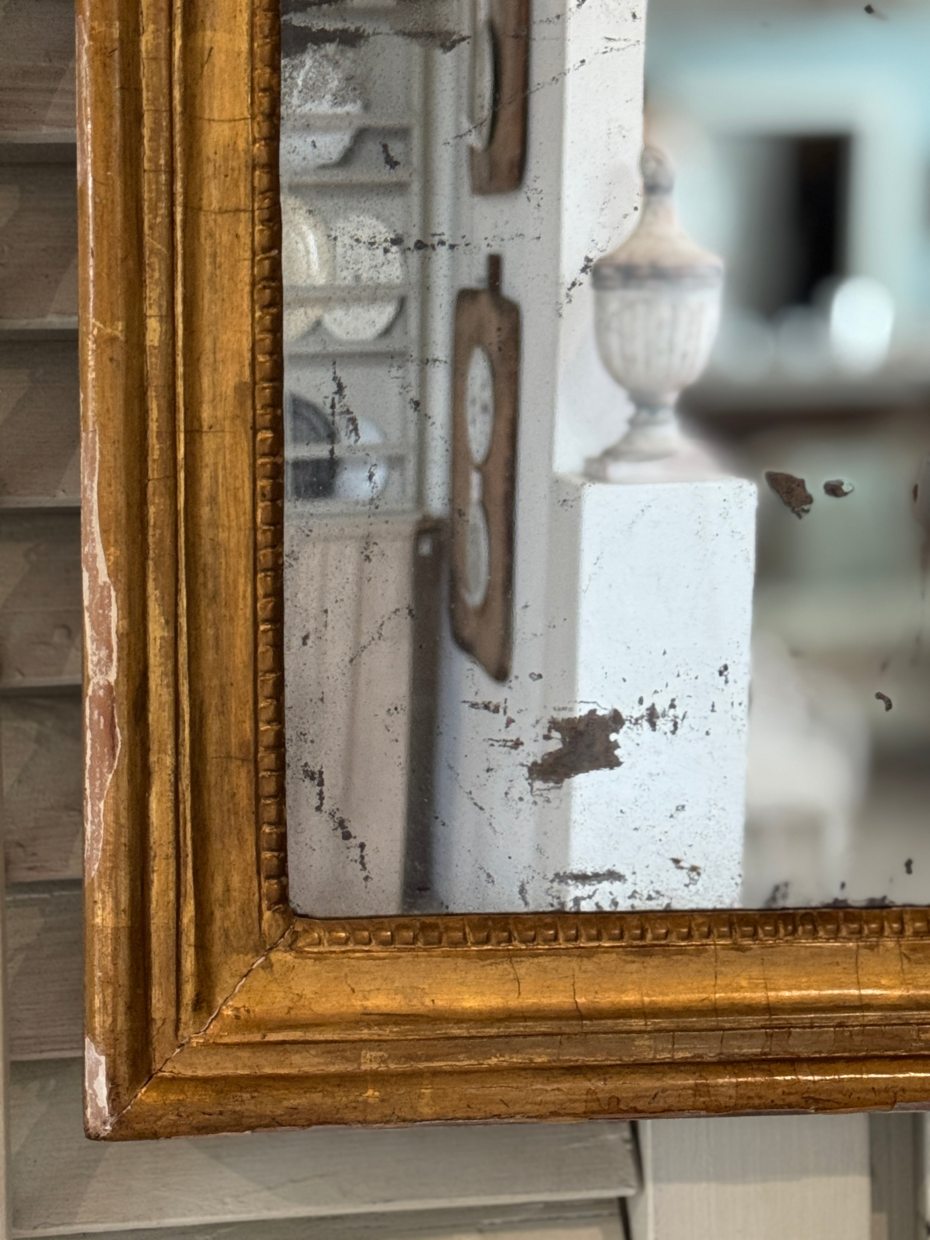 Miroir Louis XVI à filet perlé