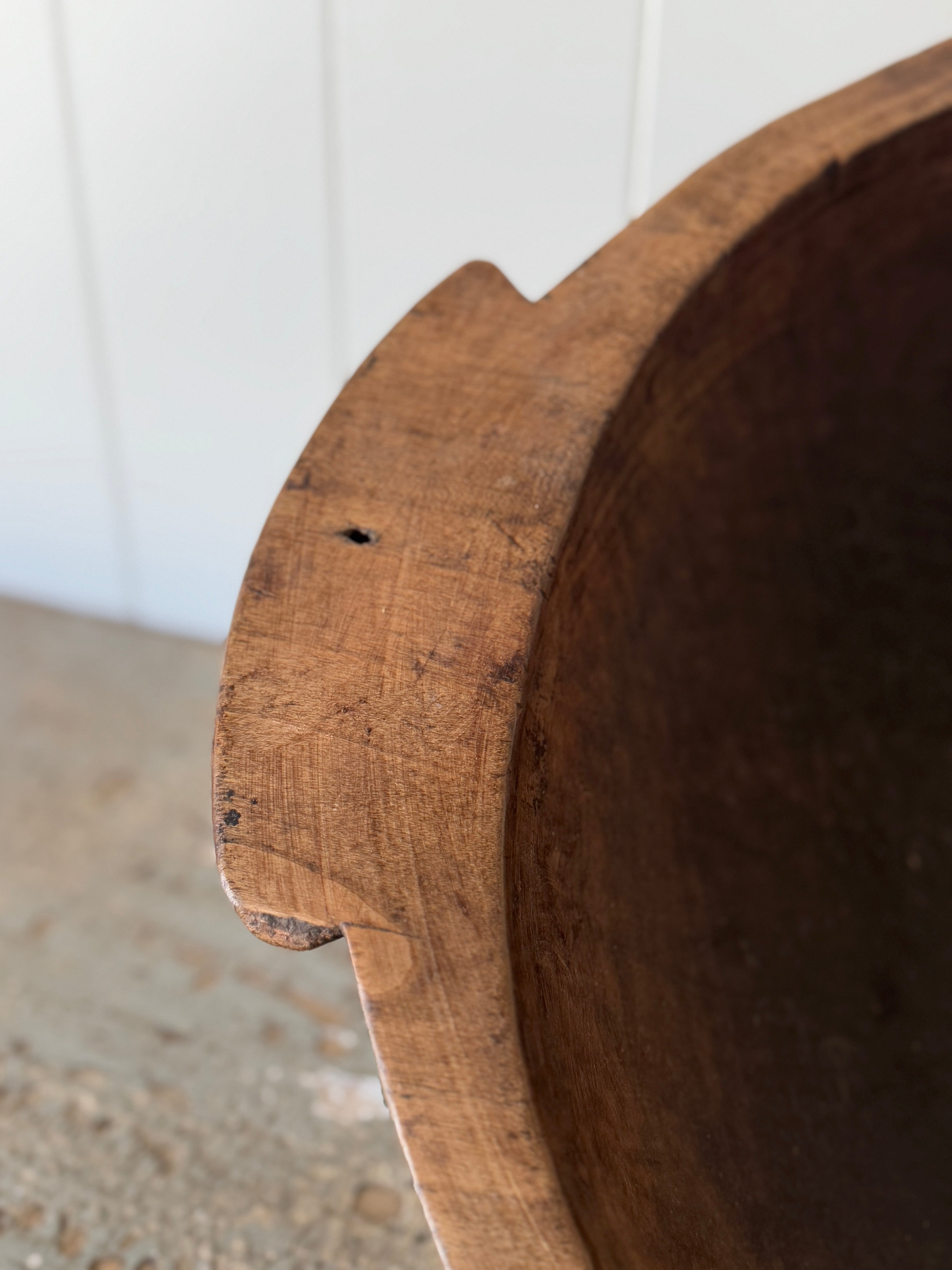 Bol à pâte en bois français antique avec poignées